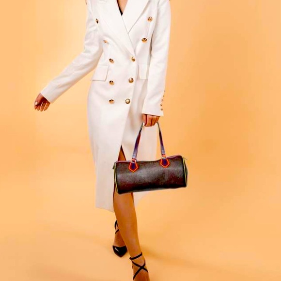 Etro Paisley Tri Color Leather Barrel Bag Made in Italy - Picture 15 of 16